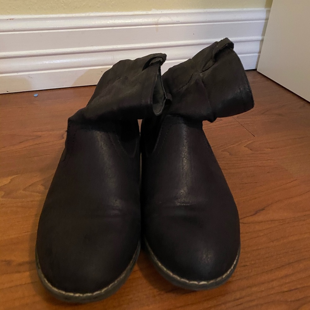 Black Old Navy Ankle boots size 3 in women’s